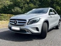 Gebraucht Mercedes GLA220 177 PS (130 kW) 2016 Grau SUV