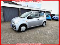Gebraucht Daihatsu Cuore 58 PS (42 kW) 2006 Silber Kleinwagen