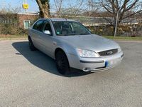 Gebraucht Ford Mondeo 124 PS (91 kW) 2001 Silber Limousine