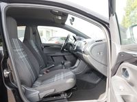 Gebraucht VW up! CLUB 60 PS (44 kW) 2016 Black pearl Kleinwagen