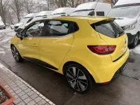 Używany Renault Clio IV 90 KM (66 kW) 2014 Żółty Sedan/Limuzyna
