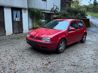 Gebraucht VW Golf IV 75 PS (55 kW) 2001 Rot Kleinwagen
