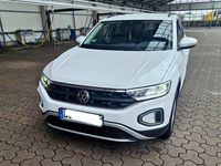 Second-hand VW T-Roc Life 110 CP (80 kW) 2023 Alb SUV