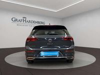 Gebraucht VW Golf VIII Move 110 PS (80 kW) 2024 Grau Limousine