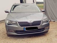 Gebraucht Skoda Superb Style 150 PS (110 kW) 2017 Grau Kombi