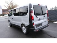 Gebraucht Opel Vivaro 125 PS (91 kW) 2018 Silber Van / Kleinbus
