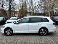 Gebraucht VW Golf VII 150 PS (110 kW) 2017 Pure white (metallic) Kombi