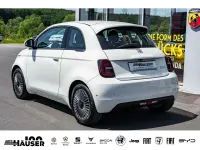 Neu Fiat 500e Icon 86 kW (118 PS) 2026 Weiss Kleinwagen