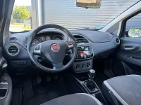Gebraucht Fiat Punto More 69 PS (50 kW) 2012 Schwarz Kleinwagen