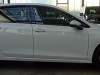 Gebraucht VW Golf VIII Active 150 PS (110 kW) 2023 Weiß Limousine