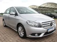 Gebraucht Mercedes B180 122 PS (89 kW) 2013 Silber Kleinwagen