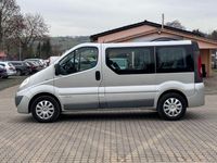 Gebraucht Renault Trafic 114 PS (83 kW) 2013 Silber Van / Kleinbus