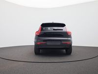 Neu Volvo XC40 Plus 197 PS (144 kW) 2026 Onyx black metallic SUV