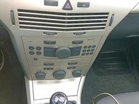 Gebraucht Opel Astra 125 PS (91 kW) 2008 Grau Kombi