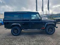 Gebraucht Land Rover Defender 122 PS (89 kW) 2015 Schwarz Kombi