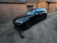 Gebraucht BMW 320 163 PS (119 kW) 2016 Schwarz Kombi