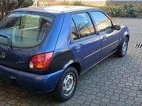 Gebraucht Ford Fiesta Style 75 PS (55 kW) 1999 Violet Kleinwagen