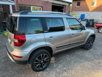 Gebraucht Skoda Yeti 122 PS (89 kW) 2015 Grau SUV