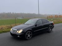 Gebraucht Mercedes E200 Elegance 184 PS (135 kW) 2008 Schwarz Limousine