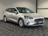 Używany Ford Focus Titanium X 120 KM (88 kW) 2020 Srebrny Sedan/Limuzyna