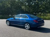Gebraucht Mercedes C180 156 PS (114 kW) 2016 Blau Limousine