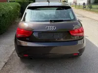 Gebraucht Audi A1 Attraction 86 PS (63 kW) 2011 Braun Kleinwagen