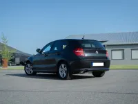 Gebraucht BMW 116 122 PS (89 kW) 2011 Schwarz Kleinwagen