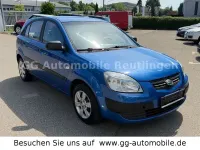 Gebraucht Kia Rio 97 PS (71 kW) 2006 Blau Limousine