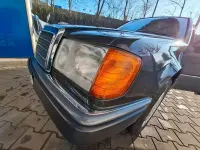 Używany Mercedes E230 136 KM (100 kW) 1992 Czarny Sedan/Limuzyna