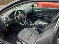 Gebraucht Audi A3 S-Line 105 PS (77 kW) 2010 Grau Kleinwagen