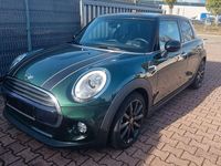 Gebraucht Mini Cooper D 116 PS (85 kW) 2016 Grün Kleinwagen