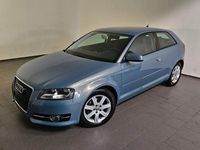 Gebraucht Audi A3 Ambiente 125 PS (91 kW) 2010 Blau Kleinwagen