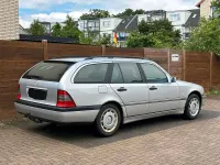 Gebraucht Mercedes C180 122 PS (89 kW) 2000 Silber Kombi