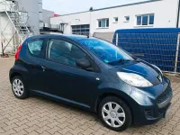 Gebraucht Peugeot 107 68 PS (50 kW) 2009 Kleinwagen