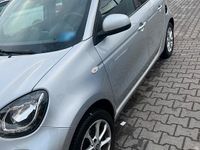 Gebraucht Smart ForFour Passion 52 PS (38 kW) 2018 Silber Kleinwagen