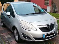 Gebraucht Opel Meriva Active 120 PS (88 kW) 2013 Silber Van / Kleinbus