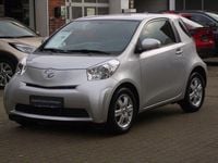 Gebraucht Toyota iQ Basis 68 PS (50 kW) 2014 Platinsilber metallic Kleinwagen