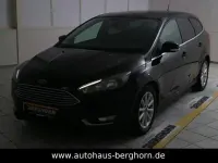 Gebraucht Ford Focus Titanium 125 PS (91 kW) 2017 Iridium schwarz (metallic) Kombi