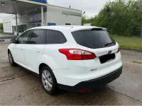 Używany Ford Focus 116 KM (85 kW) 2014 Biały Kombi