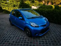 Gebraucht Toyota Aygo 69 PS (50 kW) 2013 Blau Kleinwagen