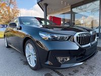 Second-hand BMW 520 197 CP (144 kW) 2025 Negru Berlinǎ