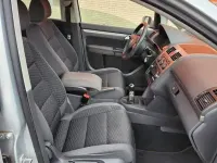 Gebraucht VW Touran Trendline 105 PS (77 kW) 2009 Silber Van / Kleinbus