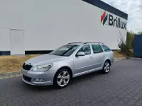 Gebraucht Skoda Octavia 105 PS (77 kW) 2010 Grau Kombi