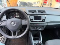 Gebraucht Skoda Fabia 75 PS (55 kW) 2016 Grau Kleinwagen