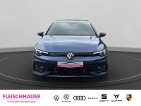 Gebraucht VW Golf VIII GTI 265 PS (194 kW) 2024 Blau Limousine