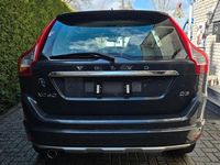Gebraucht Volvo XC60 136 PS (100 kW) 2015 Grau SUV