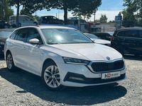 Gebraucht Skoda Octavia Clever 116 PS (85 kW) 2022 Weiß Kombi