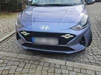 Gebraucht Hyundai i10 84 PS (61 kW) 2024 Schwarz Kleinwagen