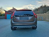 Gebraucht Volvo V60 CC 150 PS (110 kW) 2016 Braun Kombi
