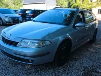 Gebraucht Renault Laguna II Authentique 107 PS (78 kW) 2001 Grau Limousine